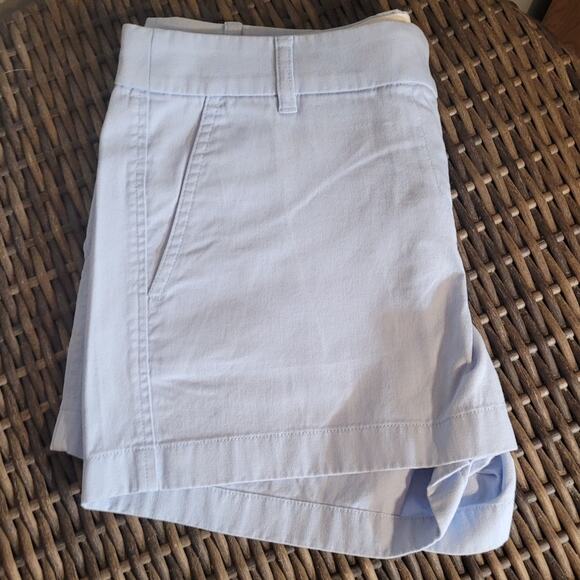 J CREW H5616 Womens Baby Blue Classic Chino Shorts Sz 6 Mid-Rise Flat Front - Picture 8 of 10